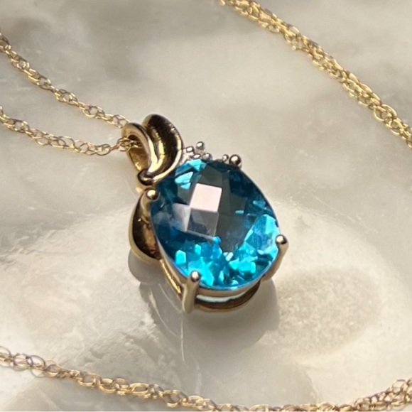 Vintage Solid 10K Gold Blue Topaz diamond pendant plus 10k 18” chain - Picture 2 of 12